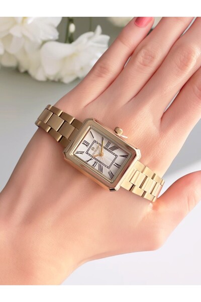 Homies Steel Band Rectangular Case Women's Wristwatch, Comes with Gift Box and Bracelet Gift