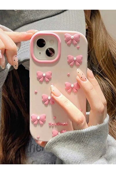 KVK PRİVACY iPhone 13 / 14 / 15 Uyumlu Pembe Fiyonk Desenli Kabartmalı Yumuşak Silikon Kılıf