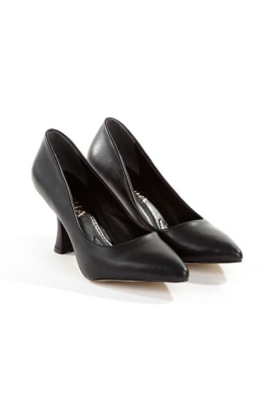 Y ESMA Stiletto Black Leather 7 cm Goblet Heel Pointed Toe Closed New Season