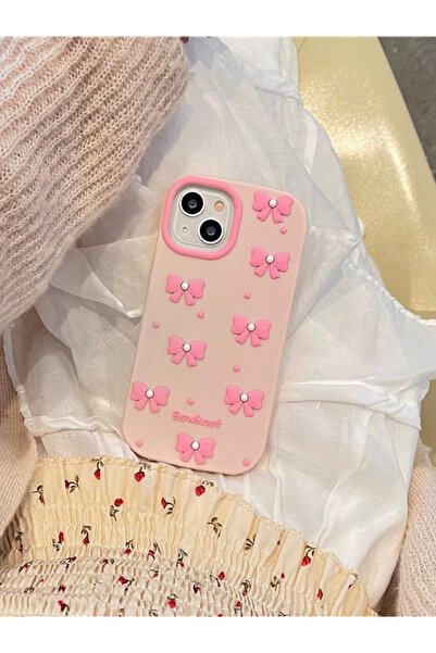 KVK PRİVACY iPhone 13 / 14 / 15 Uyumlu Pembe Fiyonk Desenli Kabartmalı Yumuşak Silikon Kılıf
