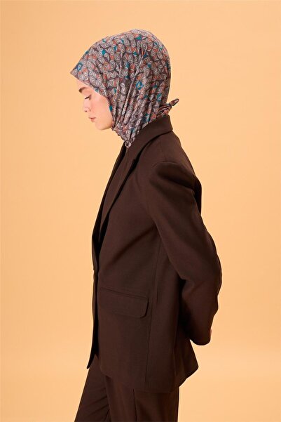 Silk Home 12 Pyramid Pattern Soft Scarf