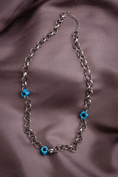 LA PERRY ACCESSORIES قلادة سلسلة فضية من الحجر الأزرق