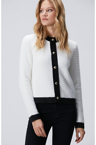 Network Kırık Beyaz Yumuşak Dokulu Triko Ceket