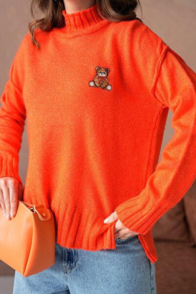 Park Karon Women's Mock Neck Embroidery Detail Slit Knitwear Sweater