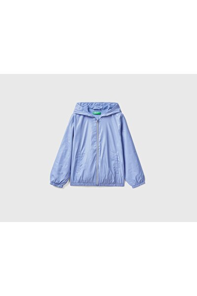 United Colors of Benetton سترة مطر خفيفة الوزن بغطاء رأس