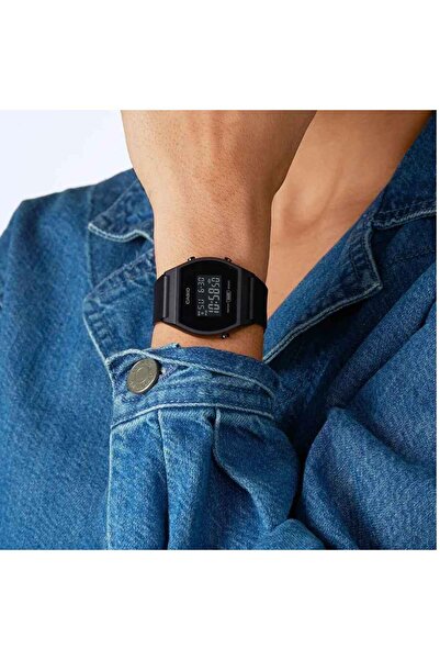 Casio LW-204-1BEF 35mm watch