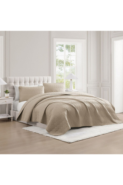 TNC 3-Piece Modern Style Premium Quality Embossed King Quilt Set