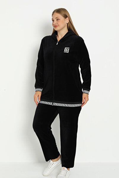 İntensive Дамски комплект от спортен екип в черно с качулка, от памучен кадиф, с детайлни джобове, за по-големи размери