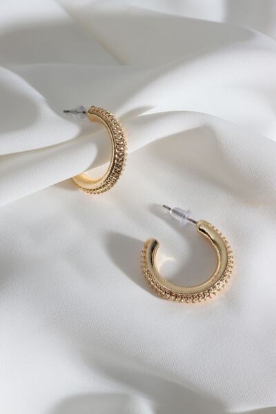 LA PERRY ACCESSORIES أقراط دائرية ذهبية عتيقة