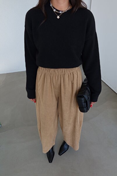 Özge Özgenç Fitilli Geniş Kalıp Pantolon