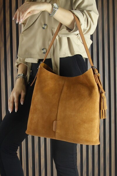 Erkan Saçmacı Tan Genuine Cowhide Suede Tasseled Magnetic Closure Large Size Daily Shoulder Bag and Handbag