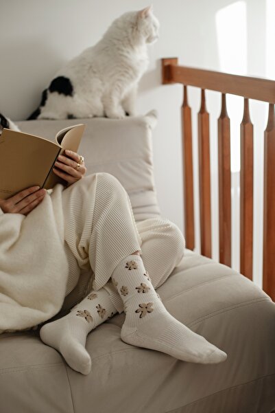 Forwena 2'li Paket Bej Ve Beyaz Tabanı Havlu Çiçek Desenli Dikişsiz Kadın Hav...