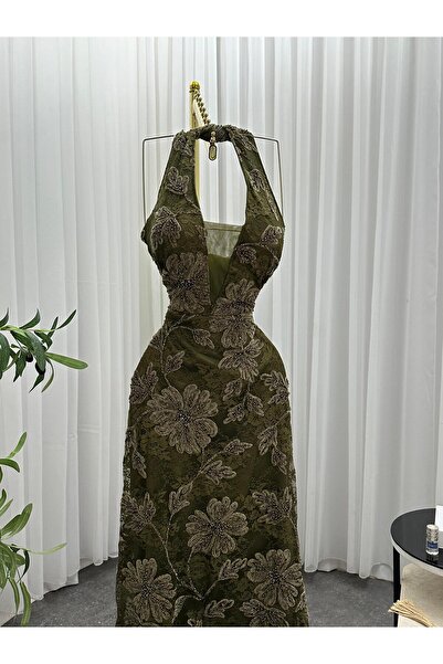 Heidi Olive green lace dress with a beautiful cut