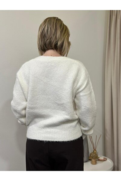 Flex Moda Blouse with jewel buttons