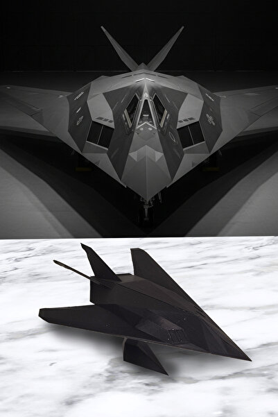 Flipped Lockheed F-117 Nighthawk Hayalet Savaş Uçağı Figür Hediyelik