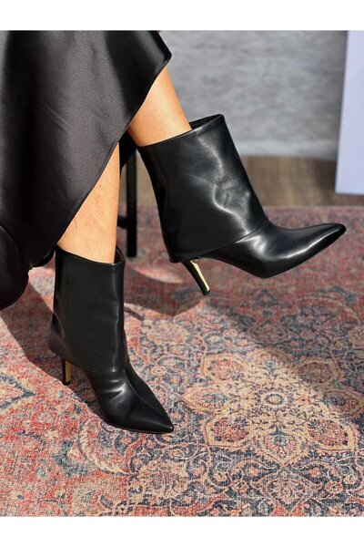 SİBA SHOES Aveny İnce Topuk Sivri Burun Katlama Detaylı Siyah Kadın Bot