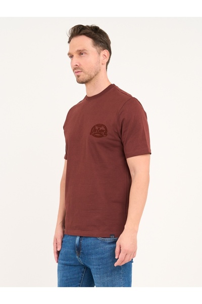 Lee Cooper Men's solid color T-shirt with logo details