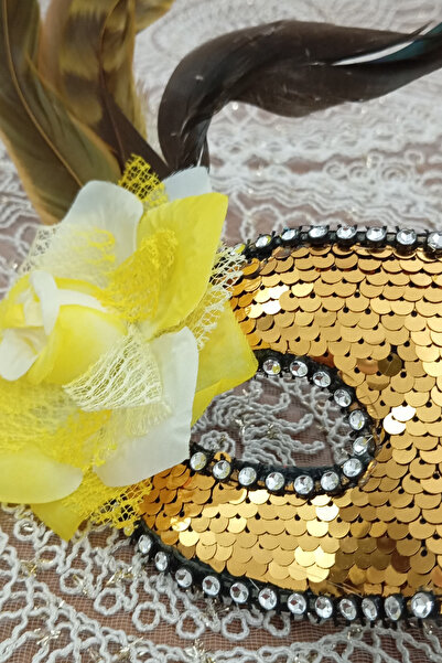 Nana & Mayka Moda Yellow Sequined Lace-Up Party Mask – Handmade, Carnival & Masquerade Accessory