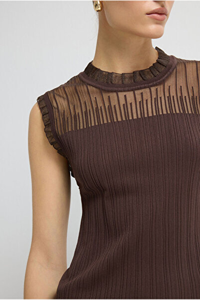 adL Tül Detaylı Kolsuz Triko Bluz