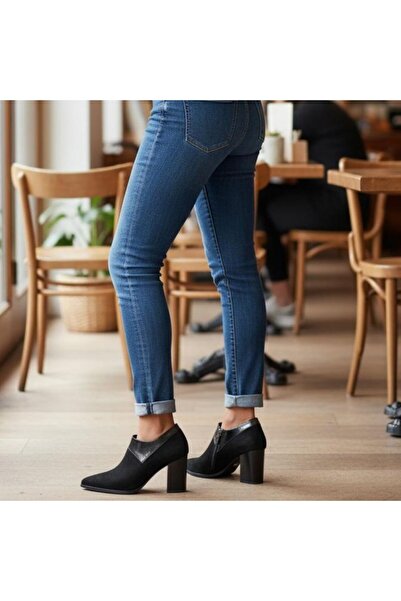 NE&VE SHOES Siyah Süet Hakiki Deri Rugan Detaylı Kadın Kalın Topuklu Bot