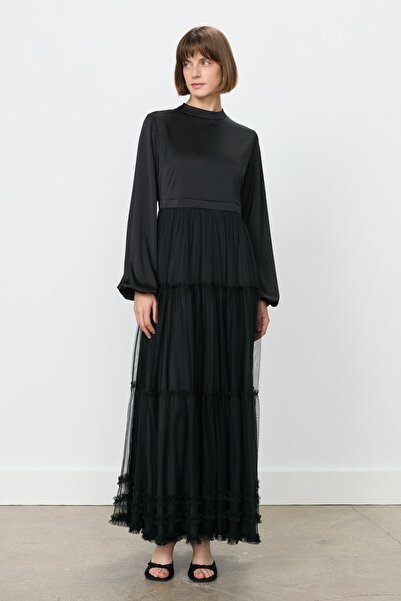 Nihan Büzgü Detaylı Tül Elbise Siyah