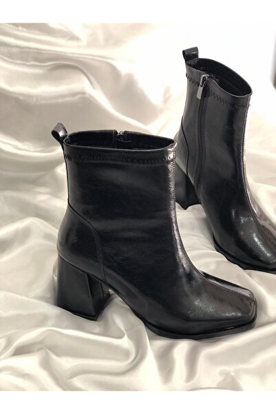 Hg Ayakkabı ΜΑΡΙΑ ΜΑΥΡΕΣ ΜΠΟΤΕΣ ΜΕ ΤΑΚΟΥΝΙ 7 εκ. από λουστρίνι