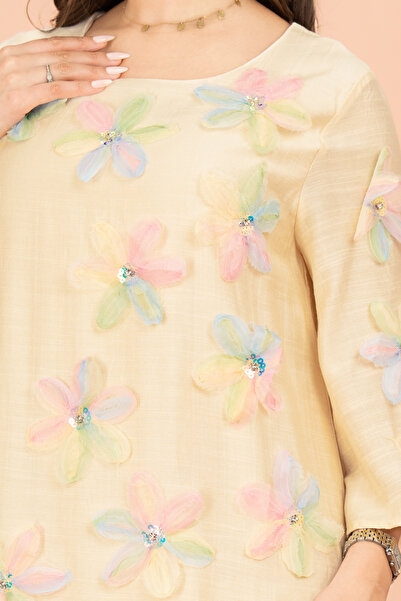 IKKXA Three Dimentional Flowers Crystal Solid Modern Jalabiya