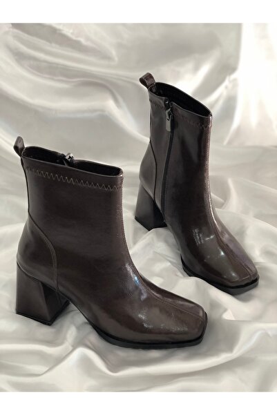 Hg Ayakkabı ΜΑΡΙΑ ΚΑΦΕ ΛΑΝΚΡΟΥΜΕΝΟ ΔΕΡΜΑΤΙΝΟ ΜΠΟΤΑΚΙΑ ΜΕ ΤΑΚΟΥΝΙ 7 εκ.