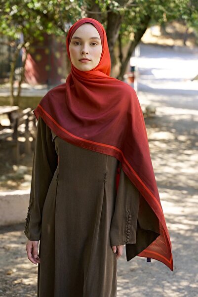 ED Scarf Red Inspired Gradient Pattern Shawl