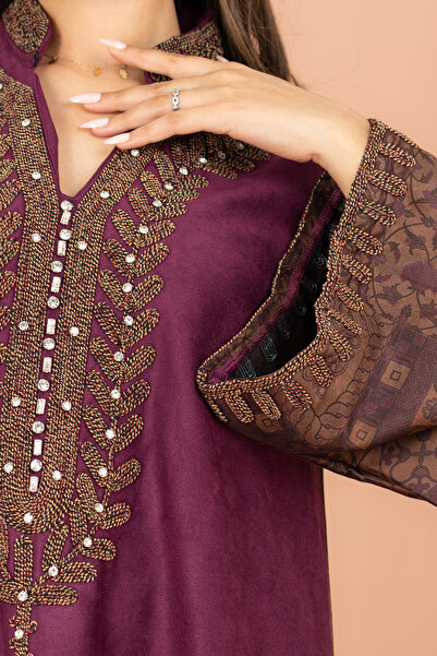 IKKXA Luxury Mandarin Colar Embroidery Beads Patterned Sleeves Jalabiya