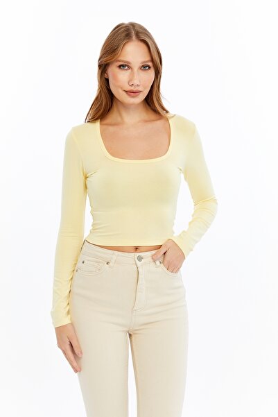 LAENT Women's Butter Yellow Square Neck Long Sleeve Crop Blouse