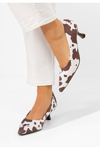 B T Shoes Обувки на нисък ток Glimera с животински принт