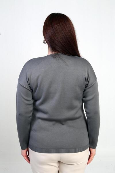 By Saygı Women's V-Neck Plus Size Rhinestone Knit Blouse