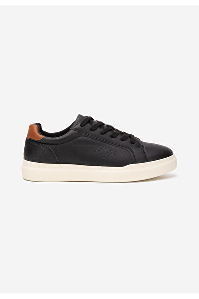 B T Shoes Men's black Ravorn sneakers