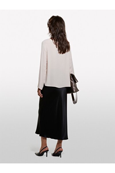 Sisley Kdn_100% Viscose Relaxed Fit Side Slit Boat Neck Blouse Women's Powder Blouse - 324A5Zmzlq07S