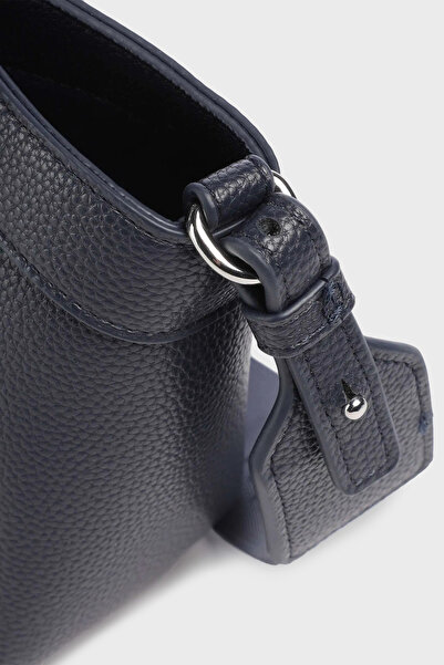 Armani Exchange Bag with Logo Removable Strap Bag 942927 Cc783 Ub102