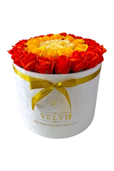 velve Aranjament Floral Majestic,trandafiri din sapun,rosu,portocaliu si galb...