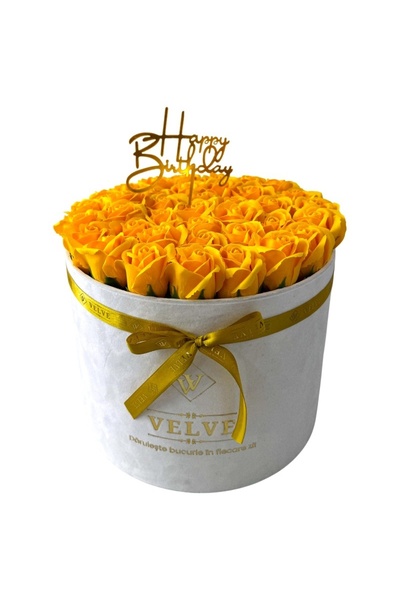 velve Aranjament Floral Majestic Yellow,trandafiri din sapun,cutie alba de ca...