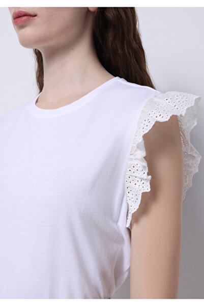 Colin's Γυναικείο κοντομάνικο μπλουζάκι με κανονική εφαρμογή με στρογγυλή λαιμόκοψη