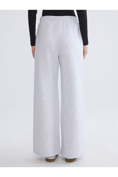 LC Waikiki Peak Yeni Sezon Beli Lastikli Geniş Paça Kadın Eşofman Altı