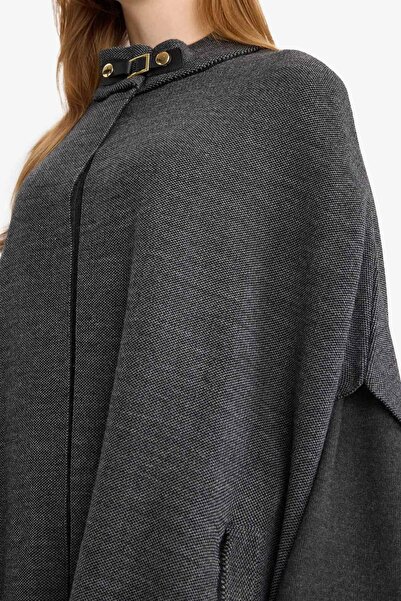 DeFacto guler ridicat Pelerina tricotată cu detaliu cu cataramă G3053AX25AU