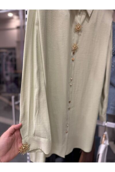 Butik Broş Detaylı Uzun Gömlek