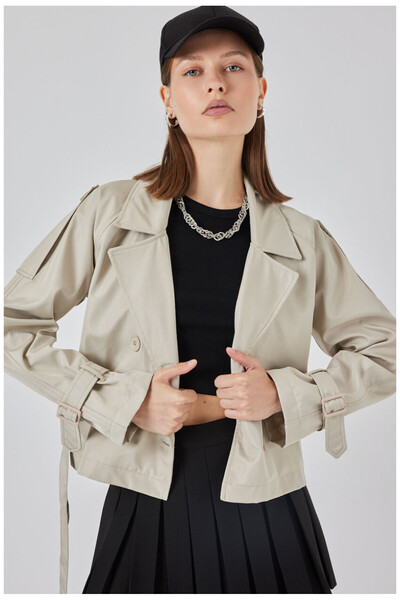 OykWear Kadın Kemerli Kısa Trençkot