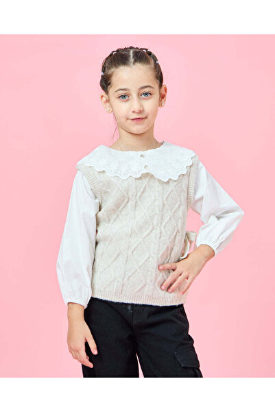 REDTAG بلوفر بيج للبنات مع تفاصيل دانتيل عند الرقبة