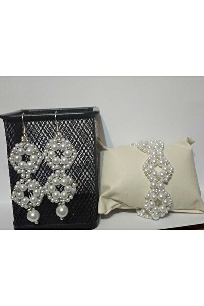 Yellow Tulip Jewelry set, earrings and bracelet, snowflakes, made with glass beads