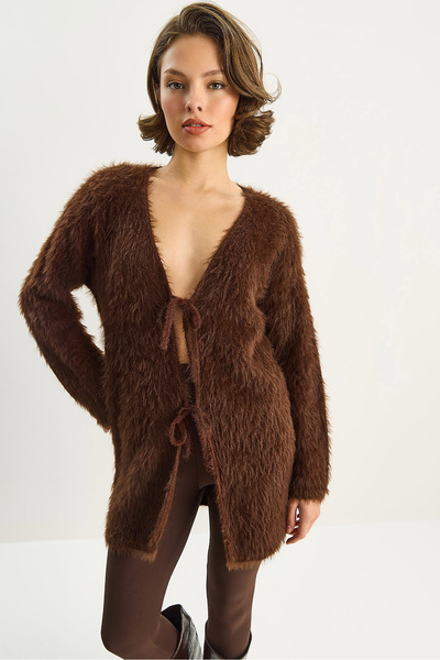 Bianco Lucci Γυναικεία πλεκτή ζακέτα με μαλακή υφή με λεπτομέρεια με κορδόνια 9064 60283754