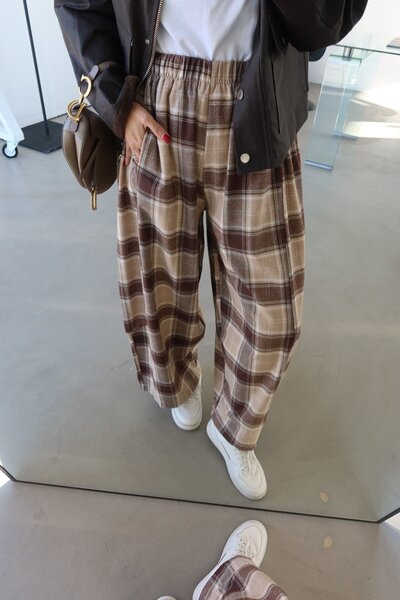 Özge Özgenç Ekoseli Geniş Kalıp Pantolon