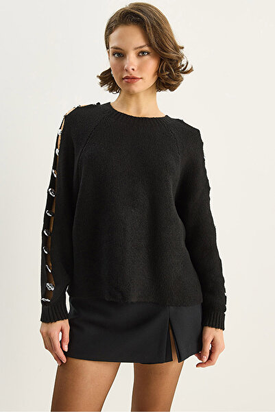 Bianco Lucci Γυναικείο πλεκτό πουλόβερ με λεπτομέρεια αξεσουάρ με λαιμόκοψη 4688 60283737