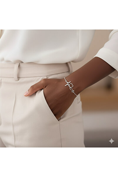 Feron accessories سوار نسائي فضي اللون مع شكل نبضات القلب اللانهائية CRM105