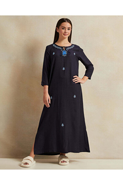 REDTAG قميص نوم مطرز باللون الأزرق الداكن للفتيات الكبيرات